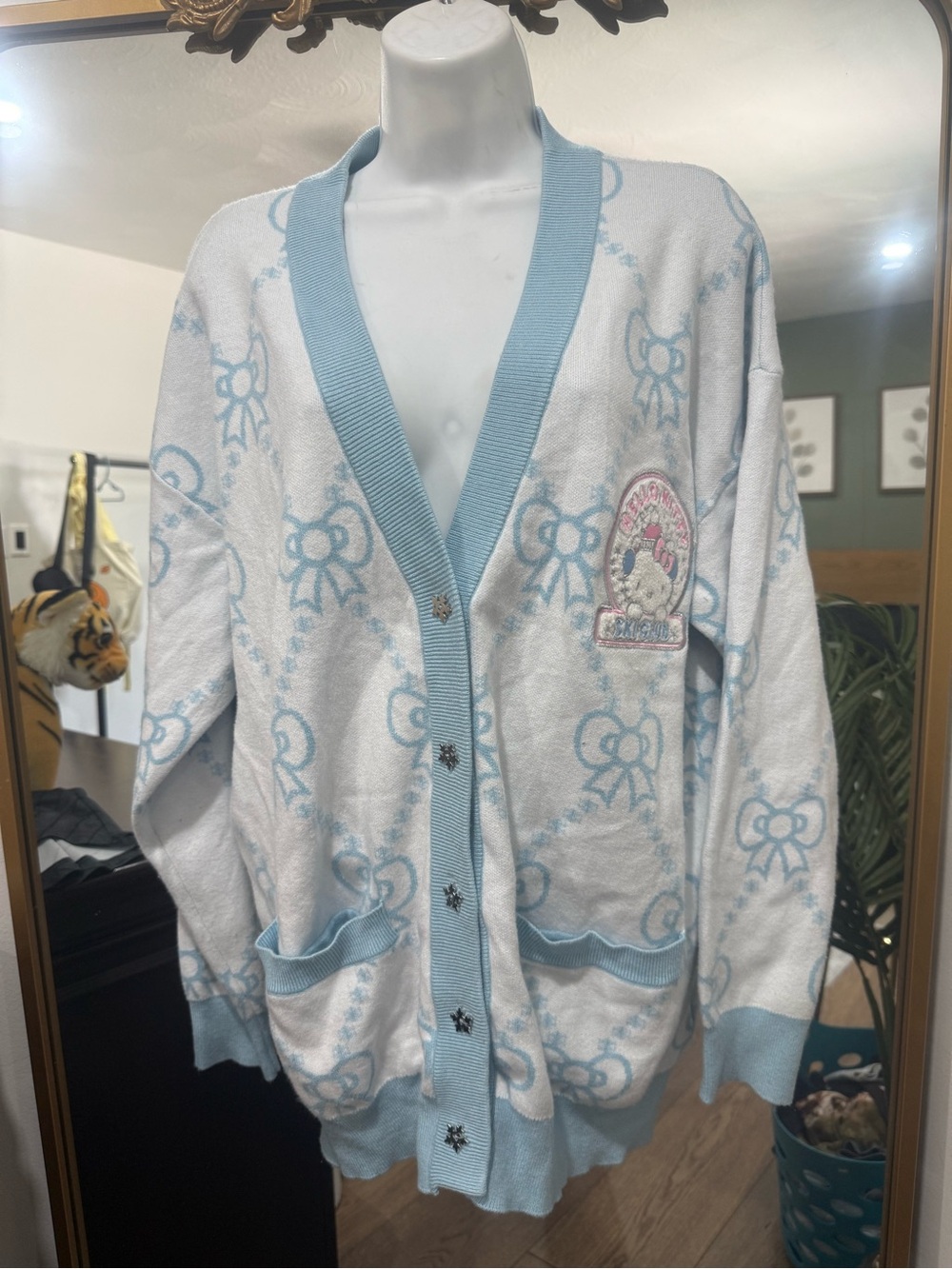 Sanrio Hellow Kitty Bow-Pattern Cardigan Sweater